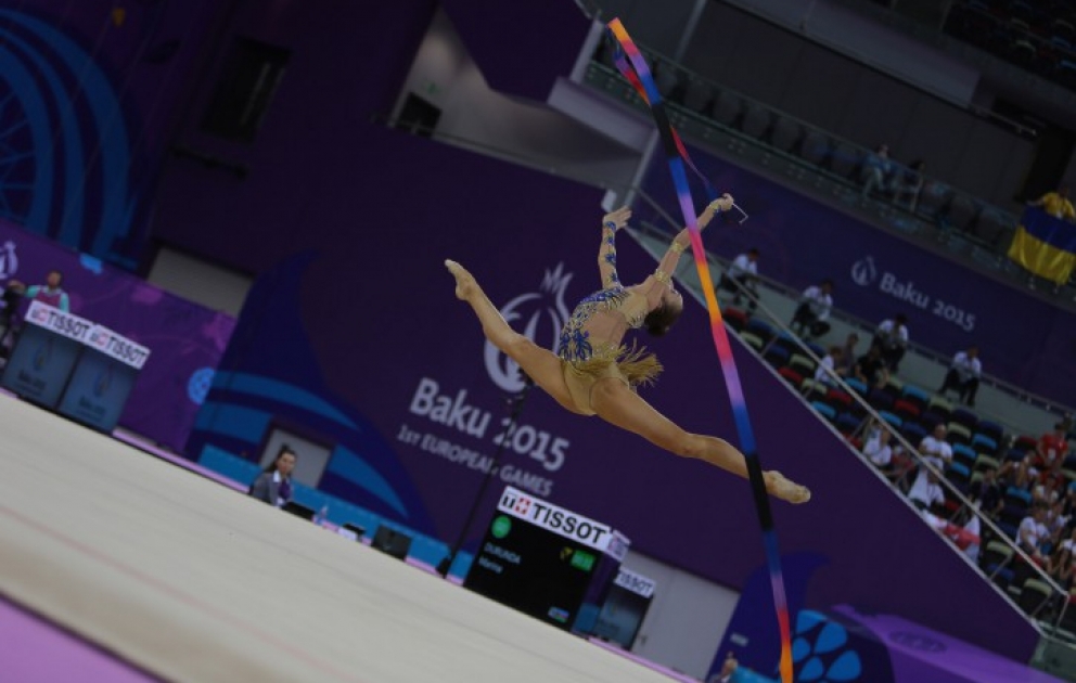 Gimnast Marina Durunda gümüş medal qazanmaqla Azərbaycanın aktivinə 35-ci medalı yazdırıb VİDEO
