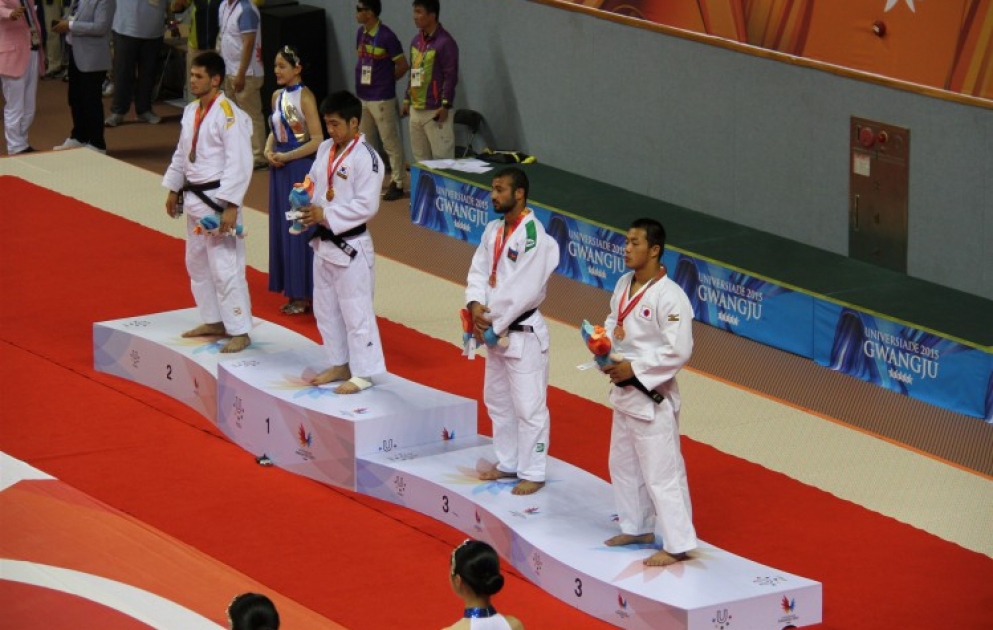 Le judoka azerbaïdjanais Husseyn Rahimli décroche la médaille de bronze à la 28e Universiade d'été 2015 VIDEO