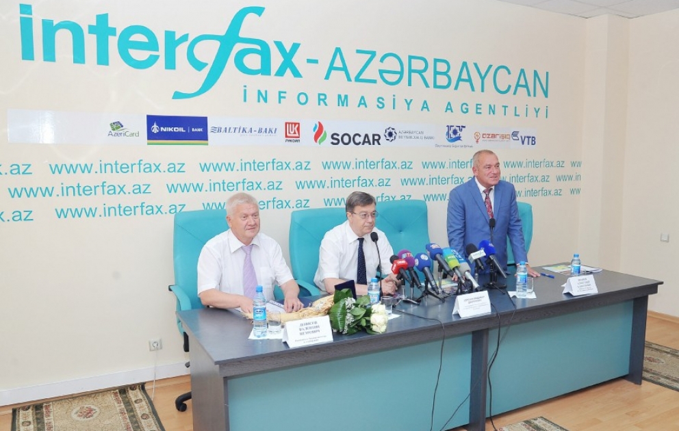 Director General of Interfax Azerbaijan receives honorary badge "For friendship and cooperation" of Rossotrudnichestvo VIDEO