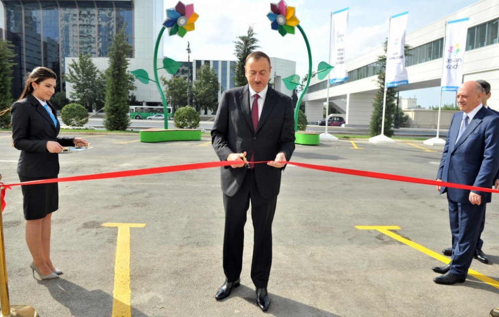 Azərbaycan Prezidenti İlham Əliyev 5 saylı Bakı “ASAN xidmət” mərkəzinin açılışında iştirak edib VİDEO