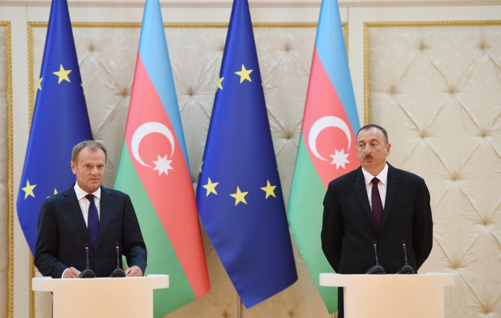 Conférence de presse conjointe du président Ilham Aliyev et du président du Conseil européen Donald Tusk VIDEO