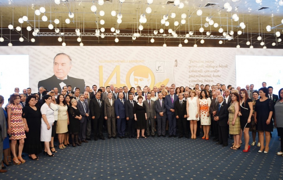 Azərbaycan milli mətbuatının yaranmasının 140 illik yubileyinə həsr olunan təntənəli mərasim keçirilib VİDEO