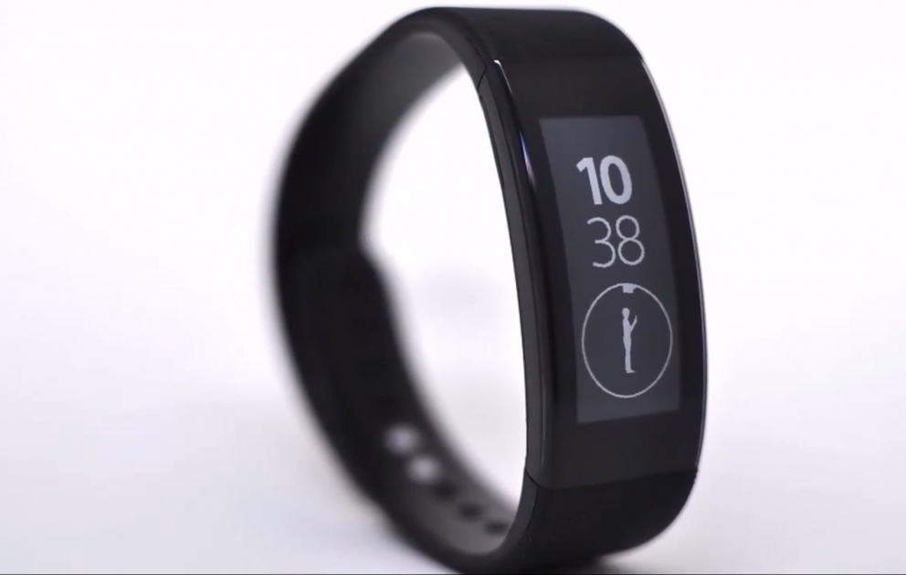 “Sony” şirkəti ikinci nəsil “SmartBand” qolbağını təqdim edib VİDEO