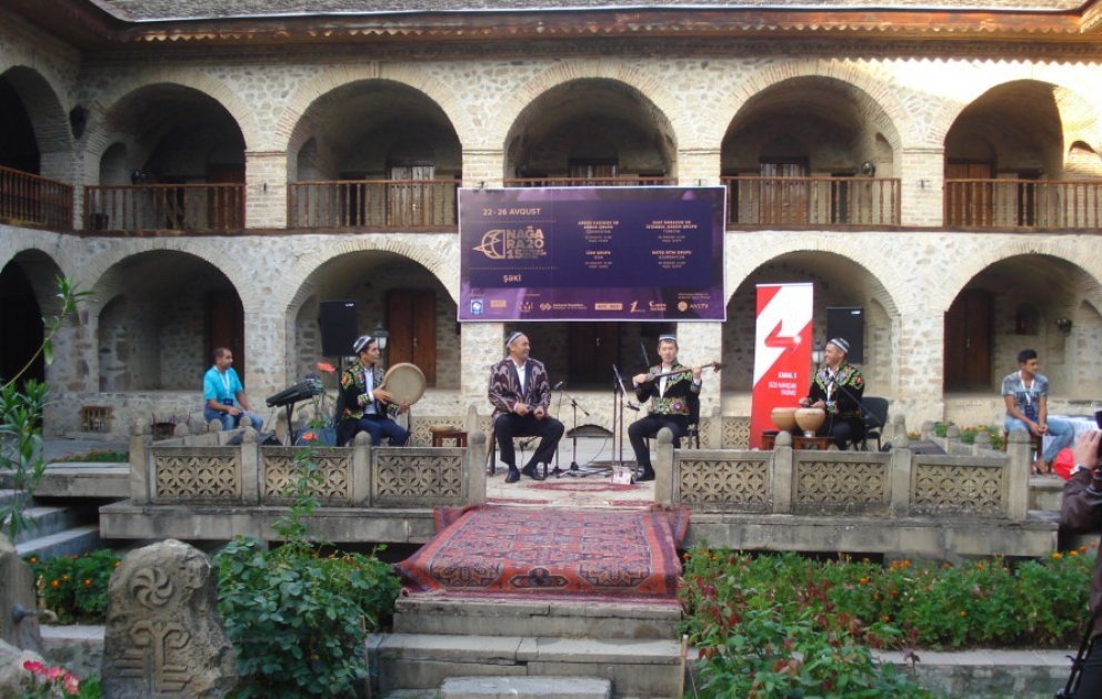“Nağara-2015” festivalında növbəti ustad dərs “Abbos” qrupu tərəfindən təqdim olunub VİDEO