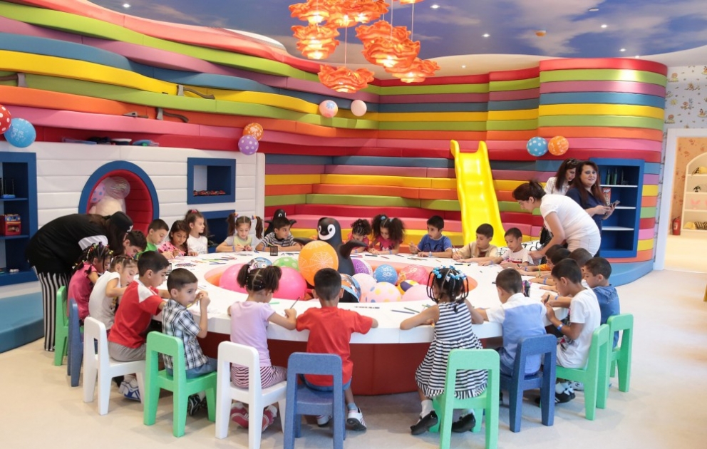 Heydar Aliyev Stiftung organisiert eine weitere Feierlichkeit für Kinder mit Down-Syndrom VIDEO