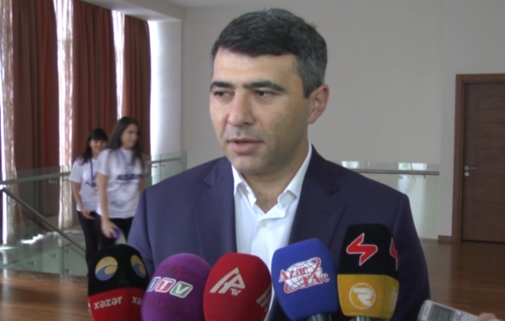 İnam Kərimov: “ASAN xidmət” mərkəzlərində 5 minə yaxın könüllü fəaliyyət göstərir VİDEO