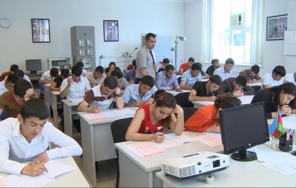 Orta ixtisas təhsili müəssisələrinin boş qalan plan yerlərinə qəbul aparılır VİDEO