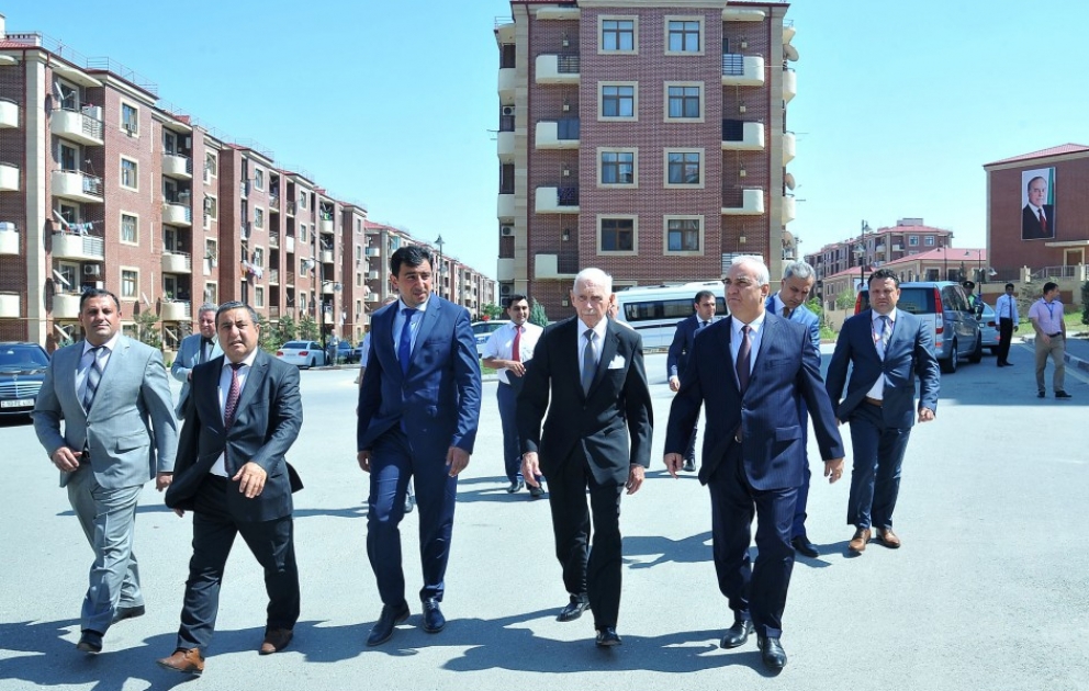 Beynəlxalq Miqrasiya Təşkilatının baş direktoru azərbaycanlı məcburi köçkünlərlə görüşüb VİDEO