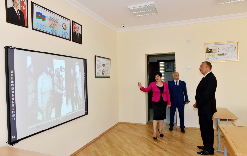 President Ilham Aliyev reviewed secondary school No 189-190 in Baku VIDEO