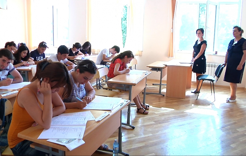 Orta ixtisas təhsili müəssisələrinin boş qalan plan yerlərinə müsabiqənin nəticələri açıqlanıb VİDEO