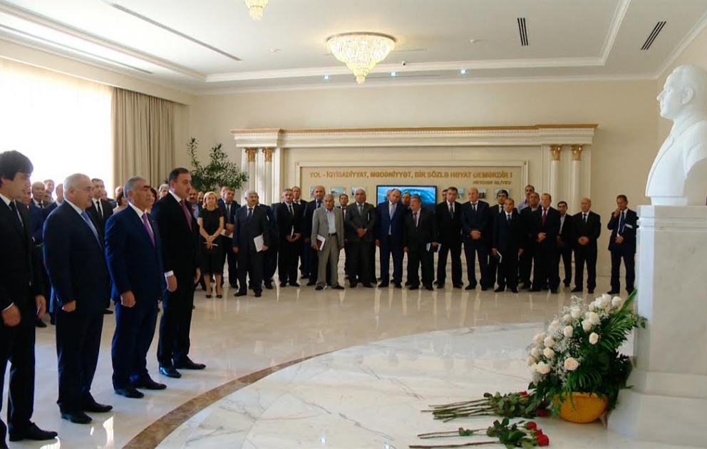 Bu ilin ilk 6 ayı ərzində respublikada 181,1 kilometr yol tikilərək yenidən qurulub, əsaslı təmir olunub VİDEO