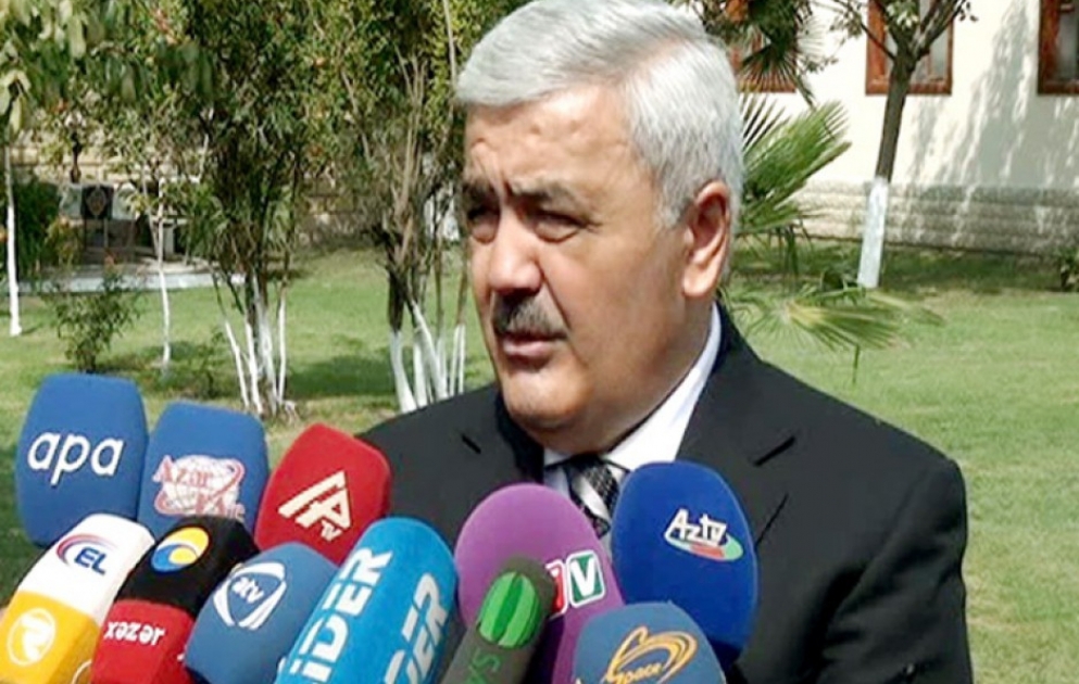 Rövnəq Abdullayev: Neft mədənlərinin yaxınlığında ev tikmək təhlükəlidir VİDEO