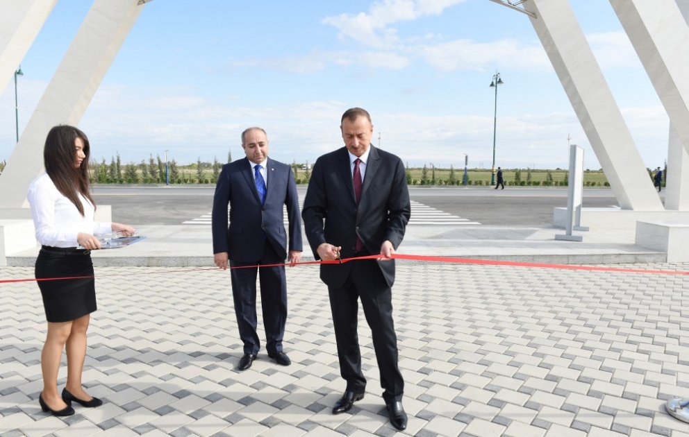 La Place du Drapeau inaugurée à Kurdemir VIDEO