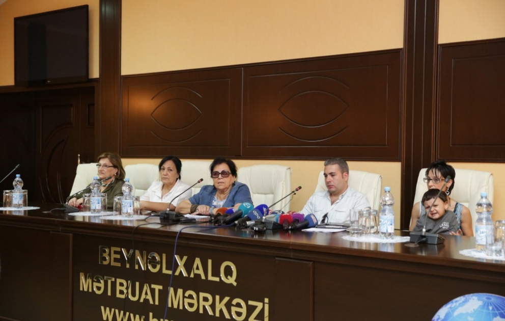 Erməni müxalifətçi Vaqan Martirosyan Azərbaycandan siyasi sığınacaq istəyir VİDEO