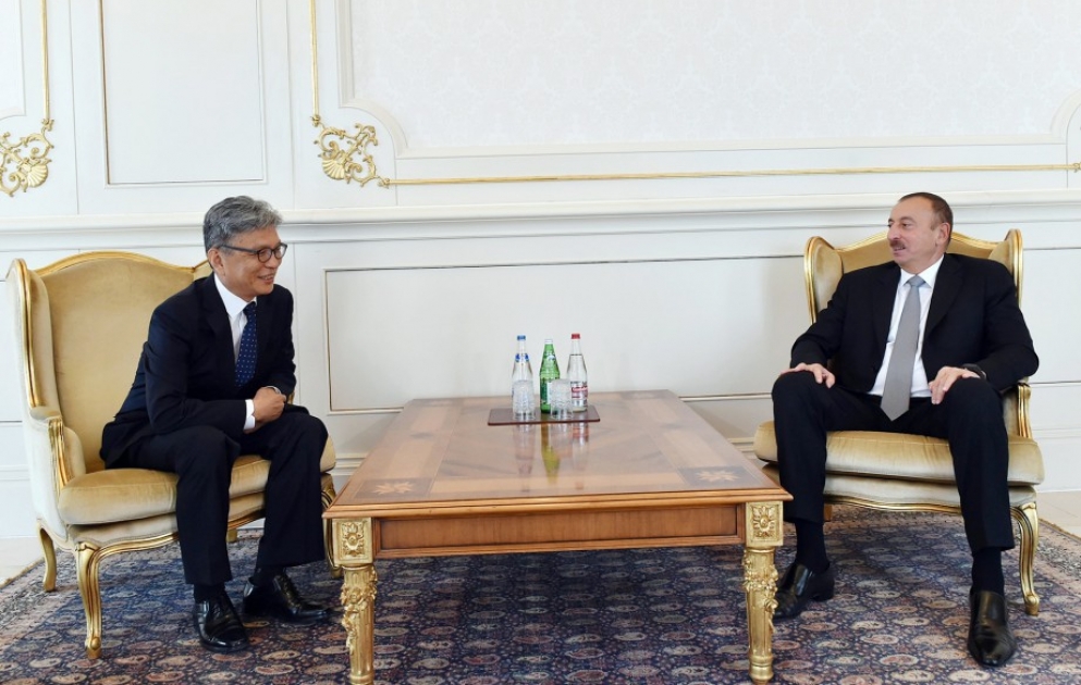 President Ilham Aliyev received the outgoing Korean Ambassador VIDEO