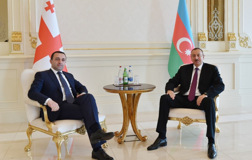 Aserbaidschans Präsident Ilham Aliyev hat den Premierminister von Georgien Irakli Garibashvili empfangen VIDEO