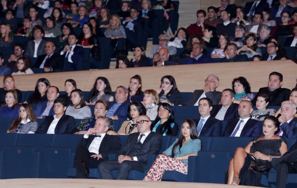 Präsentation des Projekts „Baku, ich liebe dich“ im Heydar Aliyev Zentrum VIDEO