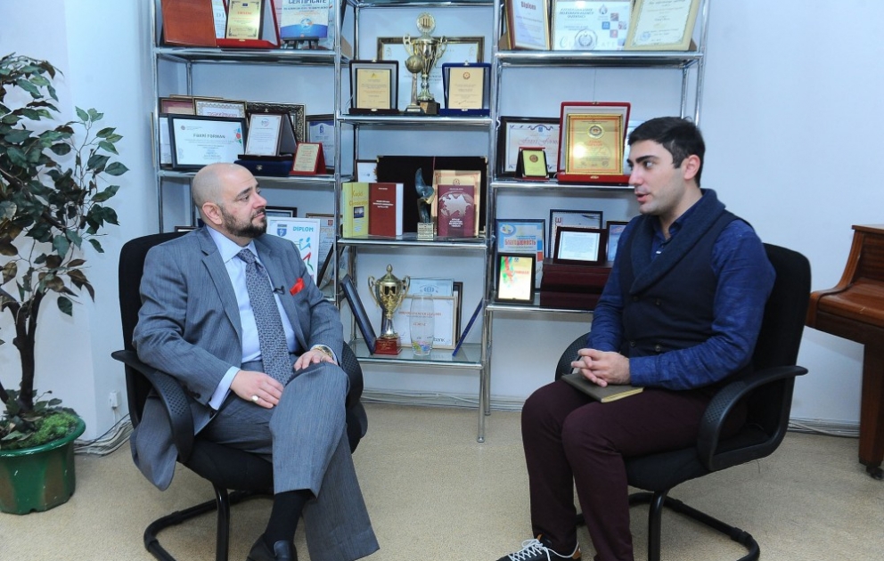 Ceyson Kats: Azərbaycanda seçkilərə maraq kifayət qədər yüksəkdir VİDEO