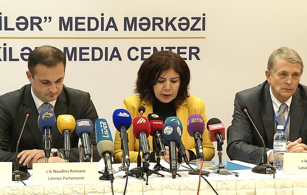 Latviyalı müşahidəçilər: seçkilərdə heç bir qanunazidd hərəkət qeydə almadıq VİDEO