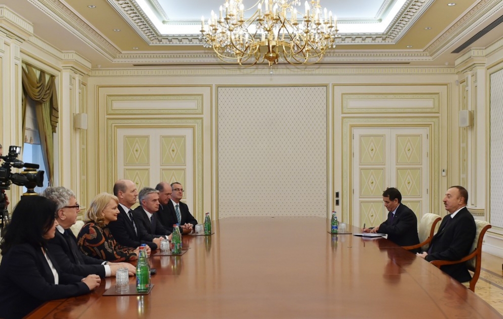 Präsident Ilham Aliyev hat eine australische Parlamentsdelegation empfangen VIDEO