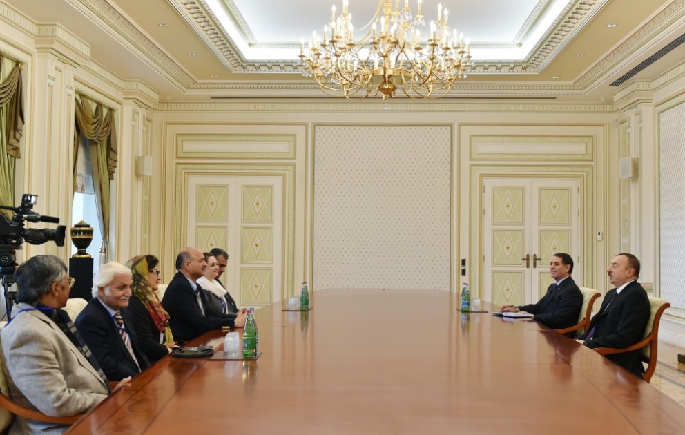 President Ilham Aliyev received a Pakistani delegation led by the Chairman of the Senate Defence Committee VIDEO