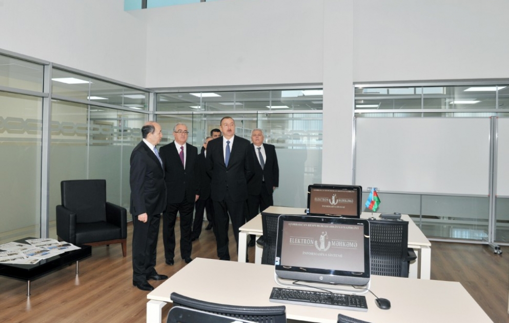 Präsident Ilham Aliyev nimmt in Scheki an der Eröffnung von neuem Gerichtsgebäude teil VIDEO
