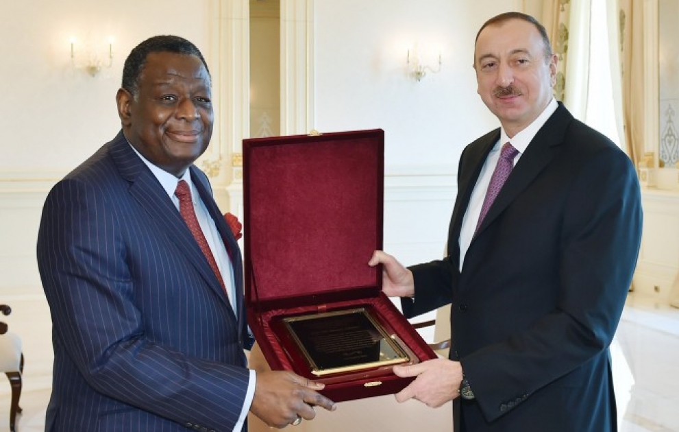 President Ilham Aliyev was presented with the United Nations Population Award VIDEO