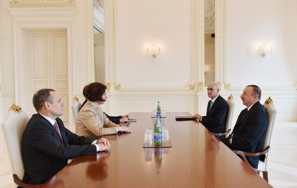 Aserbaidschans Präsident Ilham Aliyev hat die lettische Ministerin für Wirtschaft empfangen VIDEO