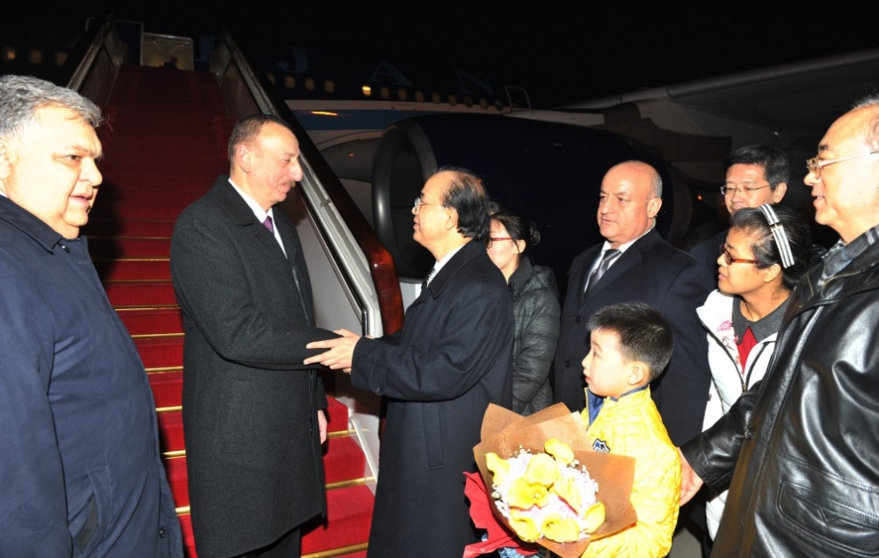 Le président Ilham Aliyev est en visite à Pékin VIDEO
