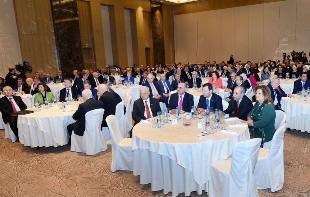 Baku hosts "For new targets" conference VIDEO