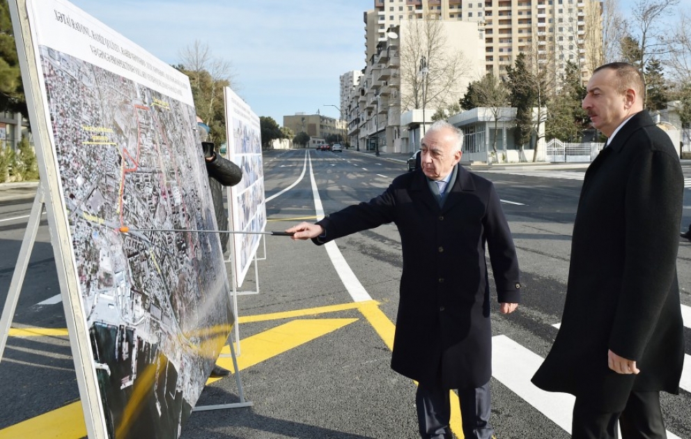 President Ilham Aliyev reviewed roads in Khatai district after reconstruction VIDEO
