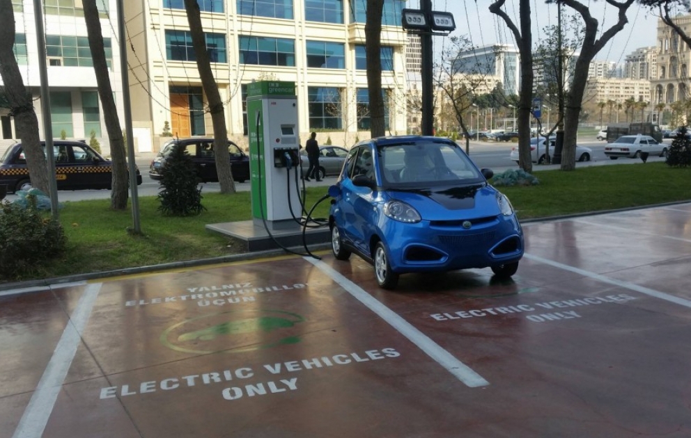 “GreenCar” Bakıda daha bir enerjidoldurma məntəqəsini quraşdırıb VİDEO