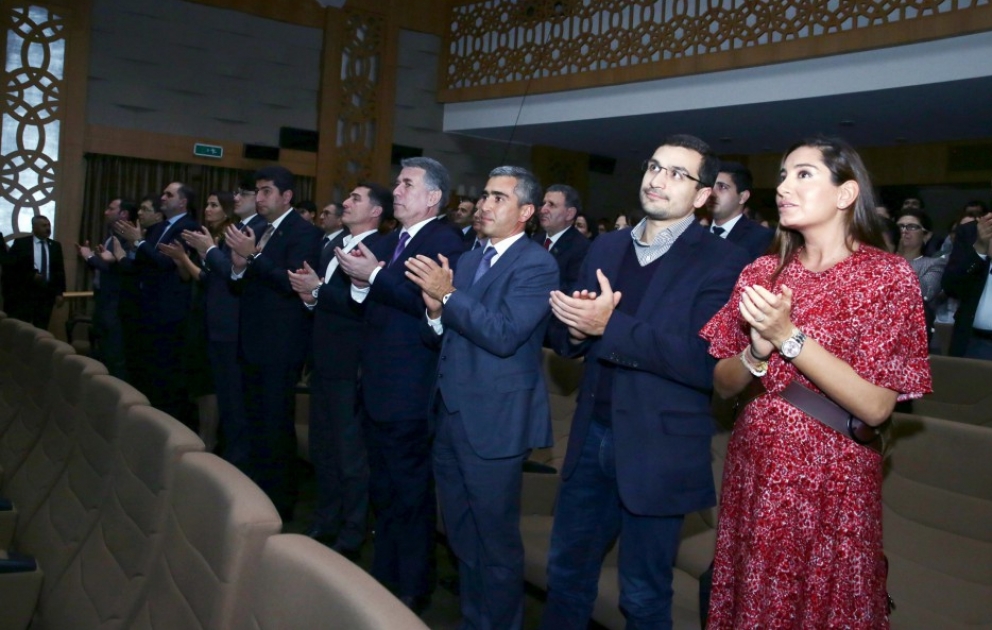 Heydər Əliyev Fondunun dəstəyi ilə çəkilən “Əbədi ezamiyyət” sənədli filminin təqdimatı olub VİDEO