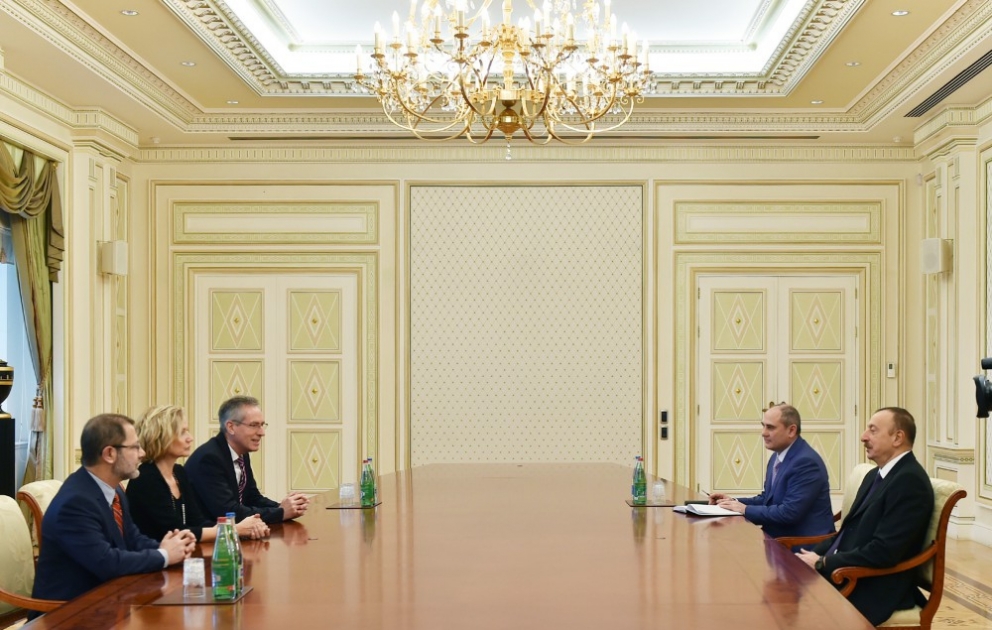 Aserbaidschans Präsident Ilham Aliyev empfängt Leiter von statistischen Behörden Deutschlands und Bulgariens VIDEO