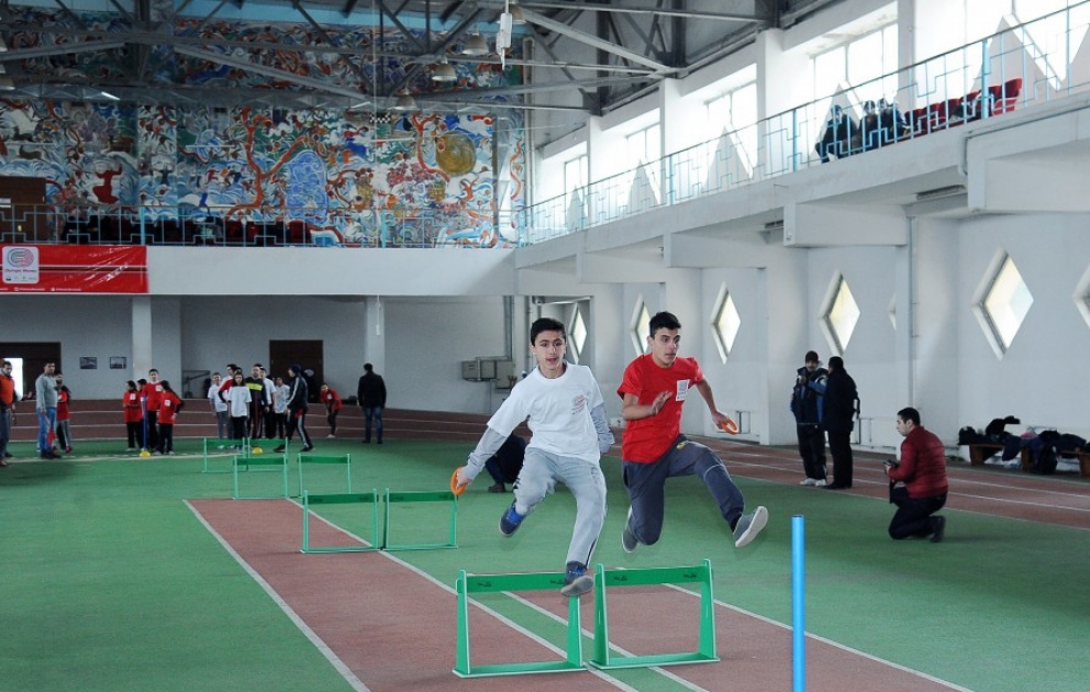 “Olimpiya hərəkatı” proqramı çərçivəsində atletika üzrə təlim-məşq təşkil olunub VİDEO