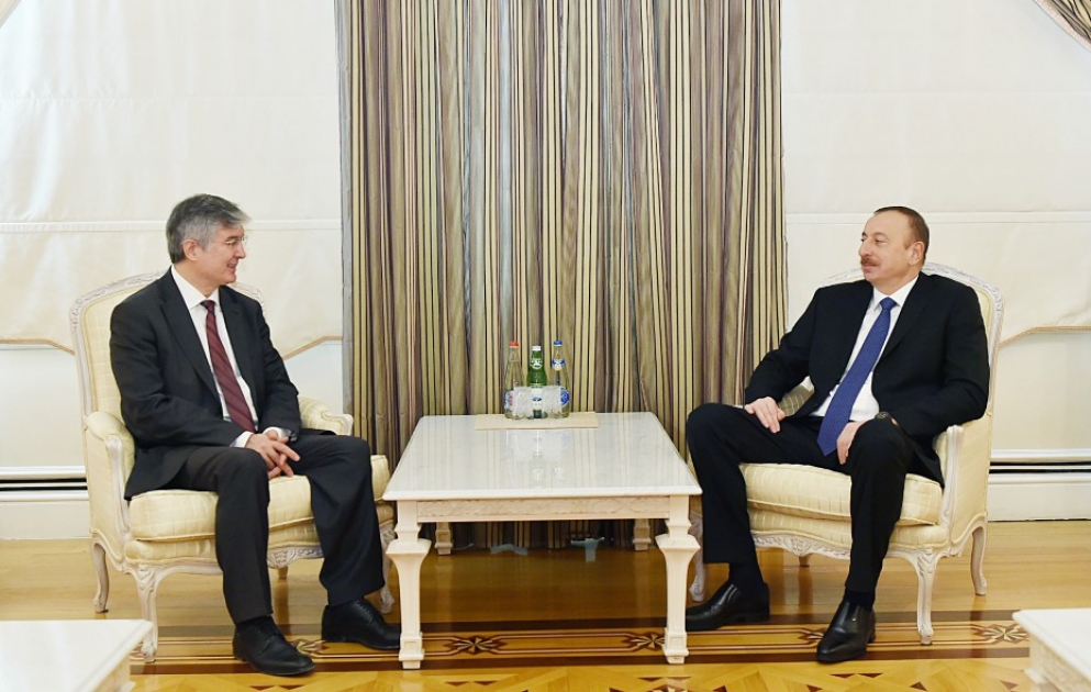 Präsident Ilham Aliyev hat Generalsekretär von Organisation für wirtschaftliche Zusammenarbeit empfangen VIDEO