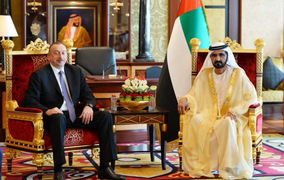 Entretien du président Ilham Aliyev et du Premier ministre des EAU élargi aux délégations VIDEO