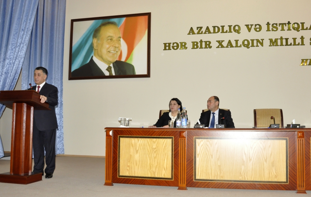 Daxili işlər naziri Bərdə şəhərində rayon ictimaiyyətinin nümayəndələri ilə görüşüb VİDEO