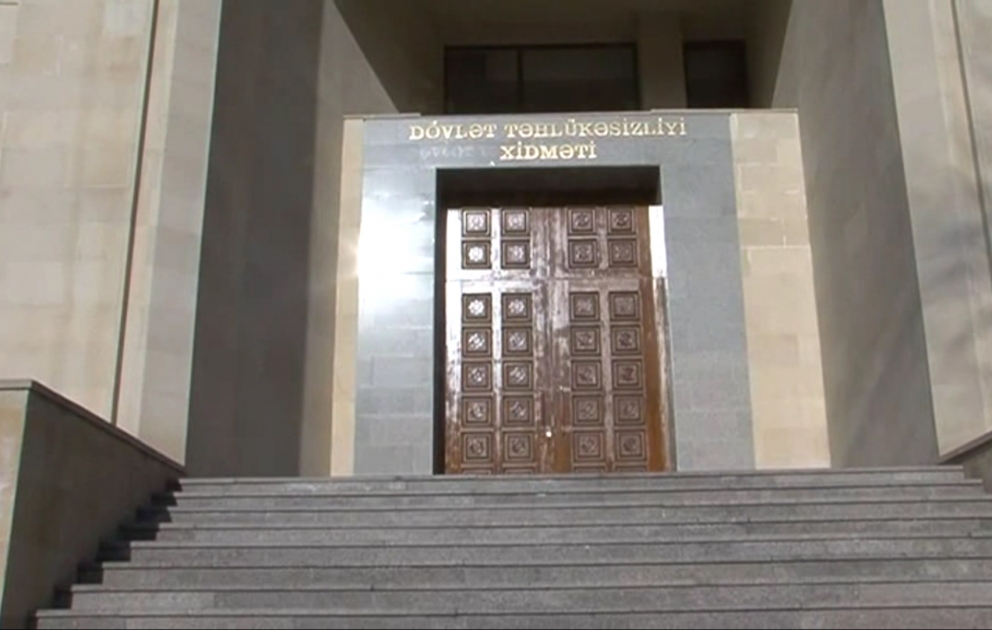 Dövlət Təhlükəsizliyi Xidməti qanunsuz silahlı birləşmələrə qoşulan səkkiz Azərbaycan vətəndaşını saxlayıb VİDEO