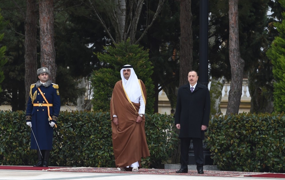 Cérémonie d’accueil officiel de l’Emir du Qatar VIDEO