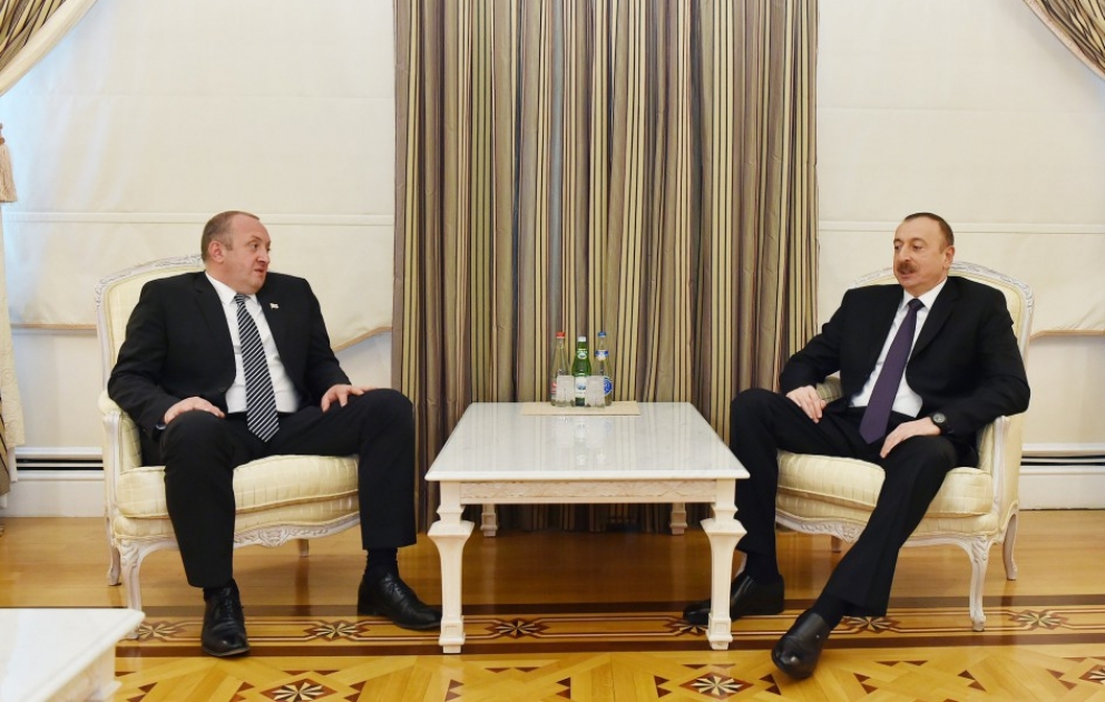 President Ilham Aliyev met with Georgian President Giorgi Margvelashvili VIDEO