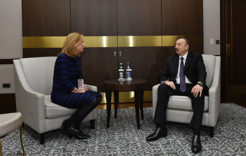 Präsident Ilham Aliyev empfängt ehemalige israelische Außenministerin VIDEO