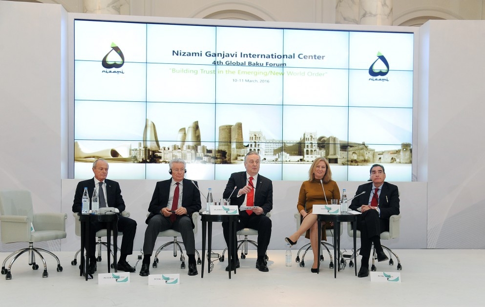 Dördüncü Qlobal Bakı Forumunun panel iclasında radikallaşmaya və miqrasiyaya “yox” deyildi VİDEO