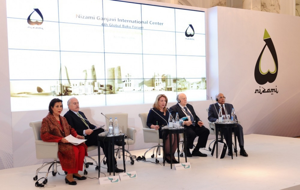 Bakı Qlobal Forumunun panel iclaslarından biri gender bərabərliyinə həsr edilib VİDEO