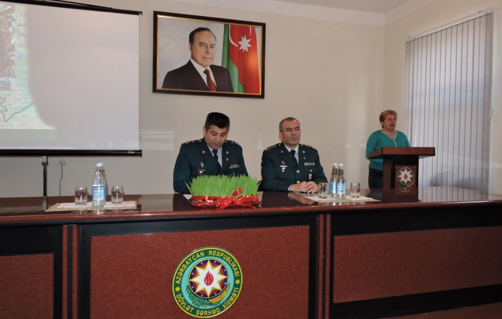 Sərhədçi əsgərlər Novruz bayramının sevincini valideynləri ilə birgə yaşayıblar VİDEO