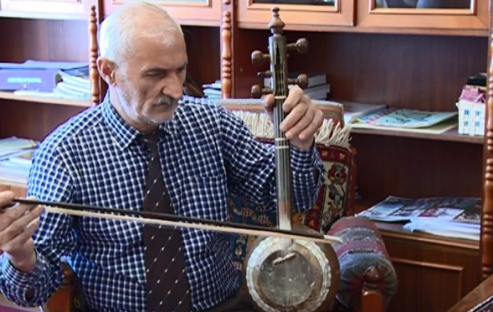 Qubalı musiqiçi kamançaya daha bir sim əlavə etmək istəyir VİDEO