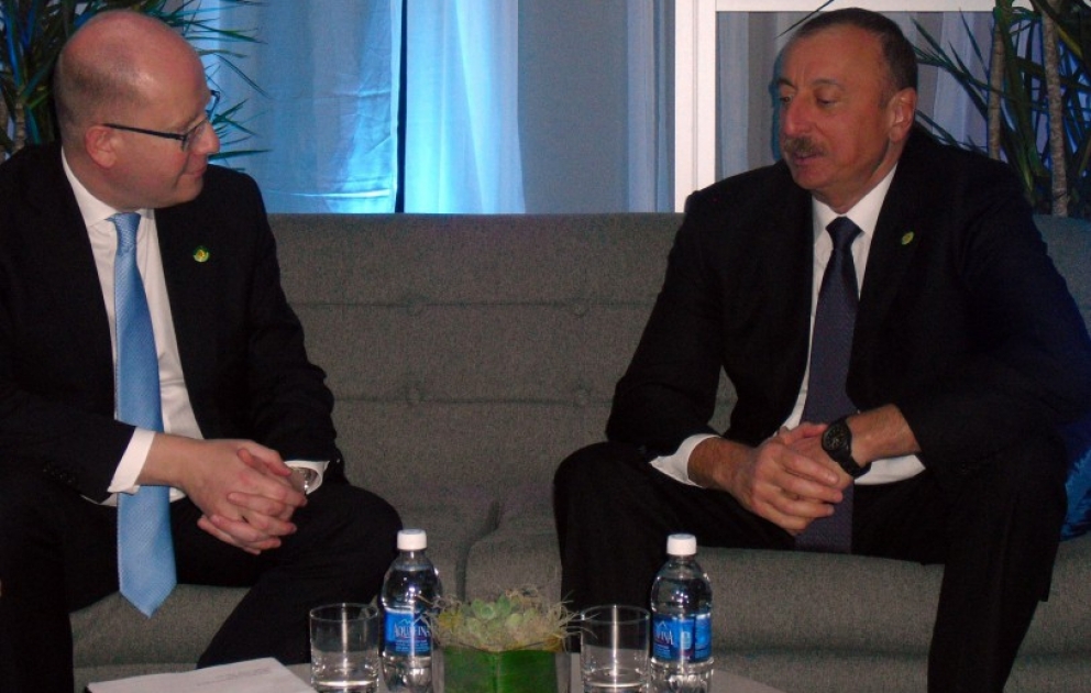 President Ilham Aliyev met with Czech Prime Minister Bohuslav Sobotka VIDEO