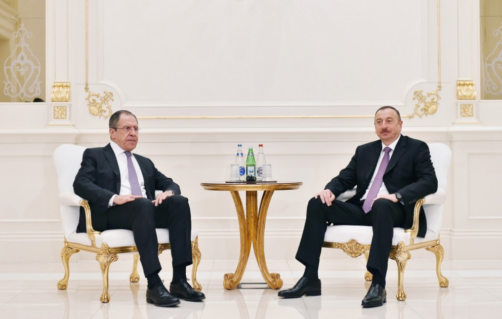 Entretien du président de la République avec le ministre russe des Affaires étrangères VIDEO