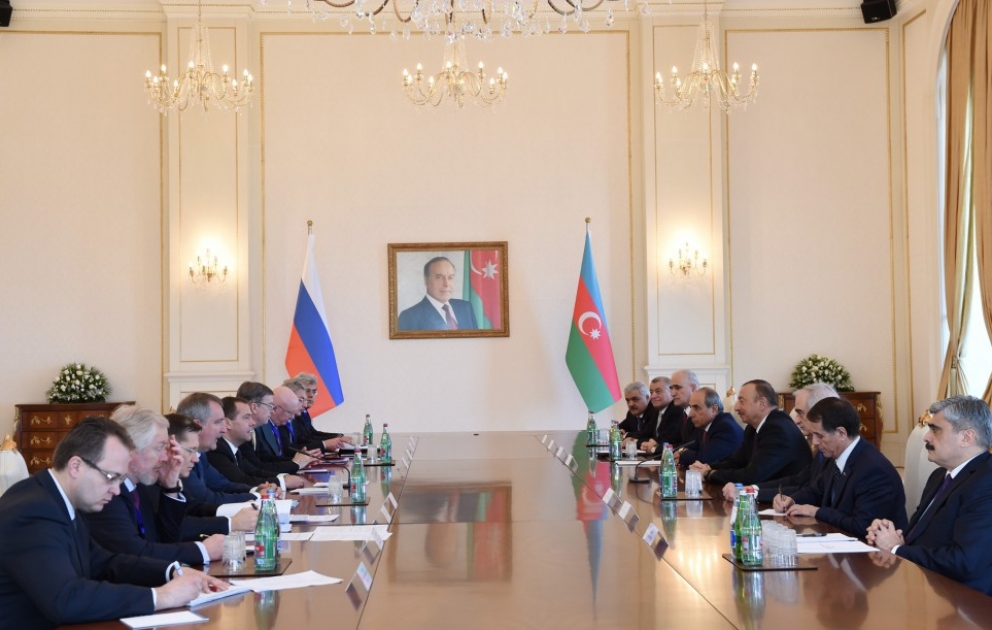Встреча Президента Азербайджана и председателя Правительства России в расширенном составе ВИДЕО