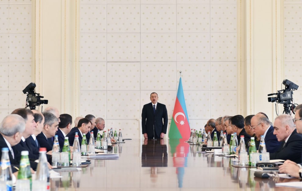 President Ilham Aliyev chaired the meeting of the Cabinet of Ministers dedicated to the results of the first quarter of 2016 and objectives for the future VIDEO
